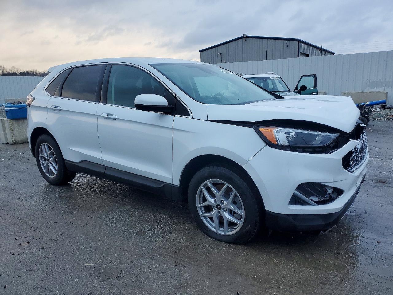 2024 FORD EDGE SEL photo 4