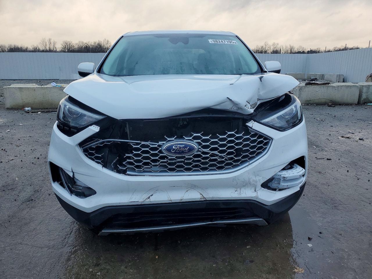 2024 FORD EDGE SEL photo 5