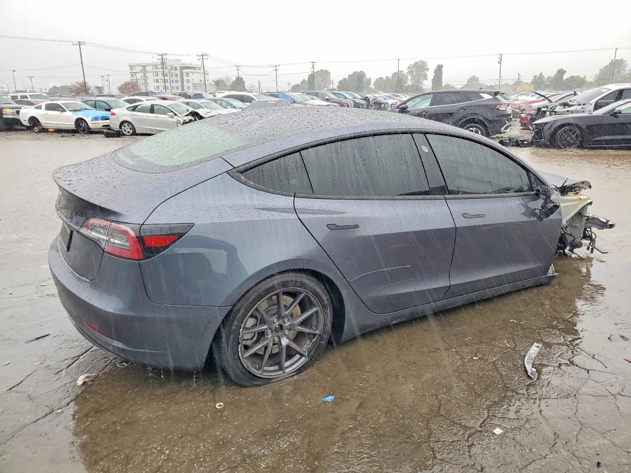 2023 TESLA MODEL 3 photo 3