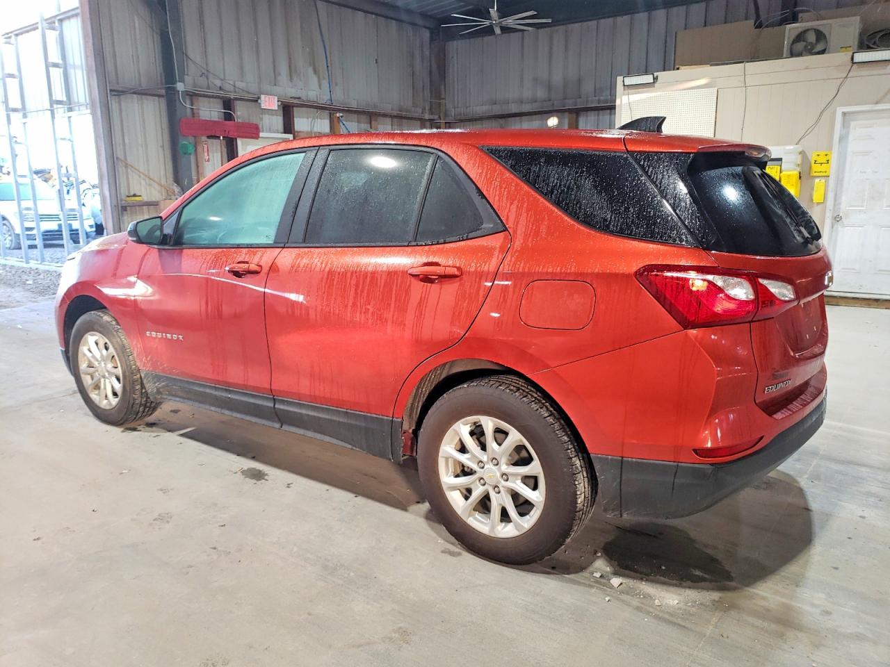 2020 CHEVROLET EQUINOX LS photo 2