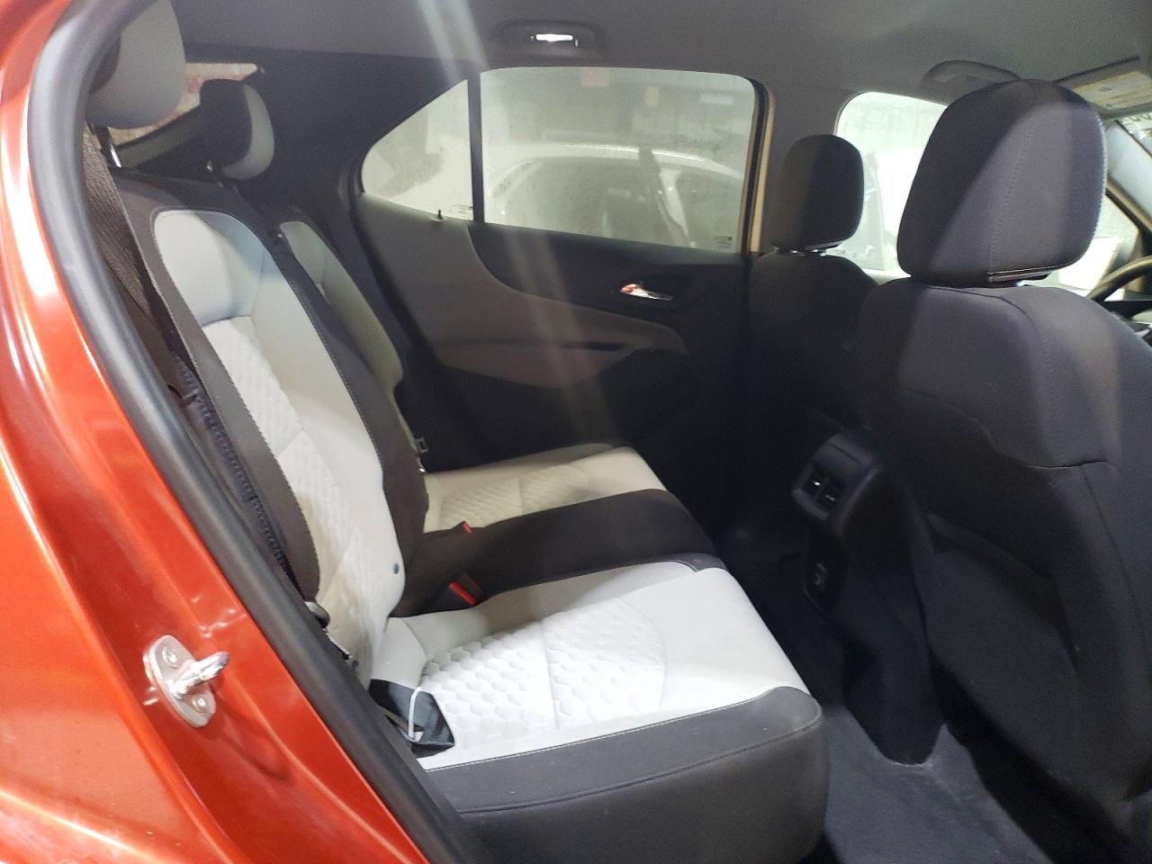 2020 CHEVROLET EQUINOX LS photo 11