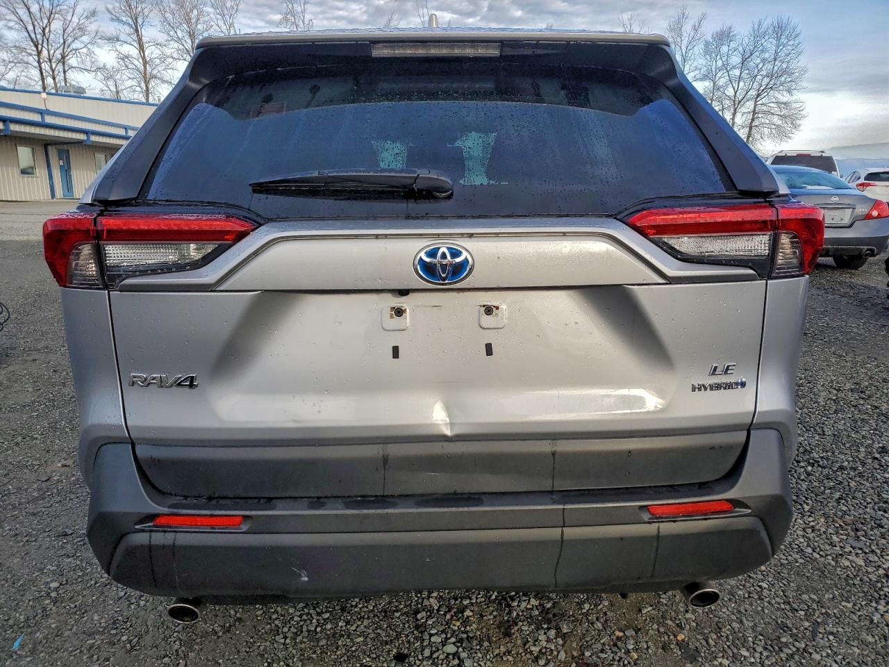 2019 TOYOTA RAV4 LE photo 6