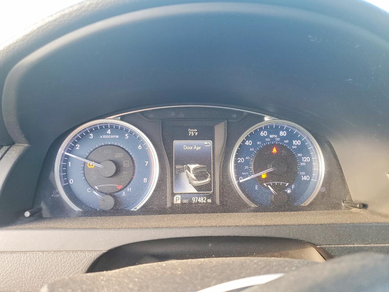 2017 TOYOTA CAMRY LE photo 9