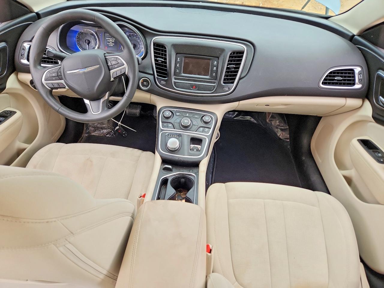 2015 CHRYSLER 200 LIMITED photo 8