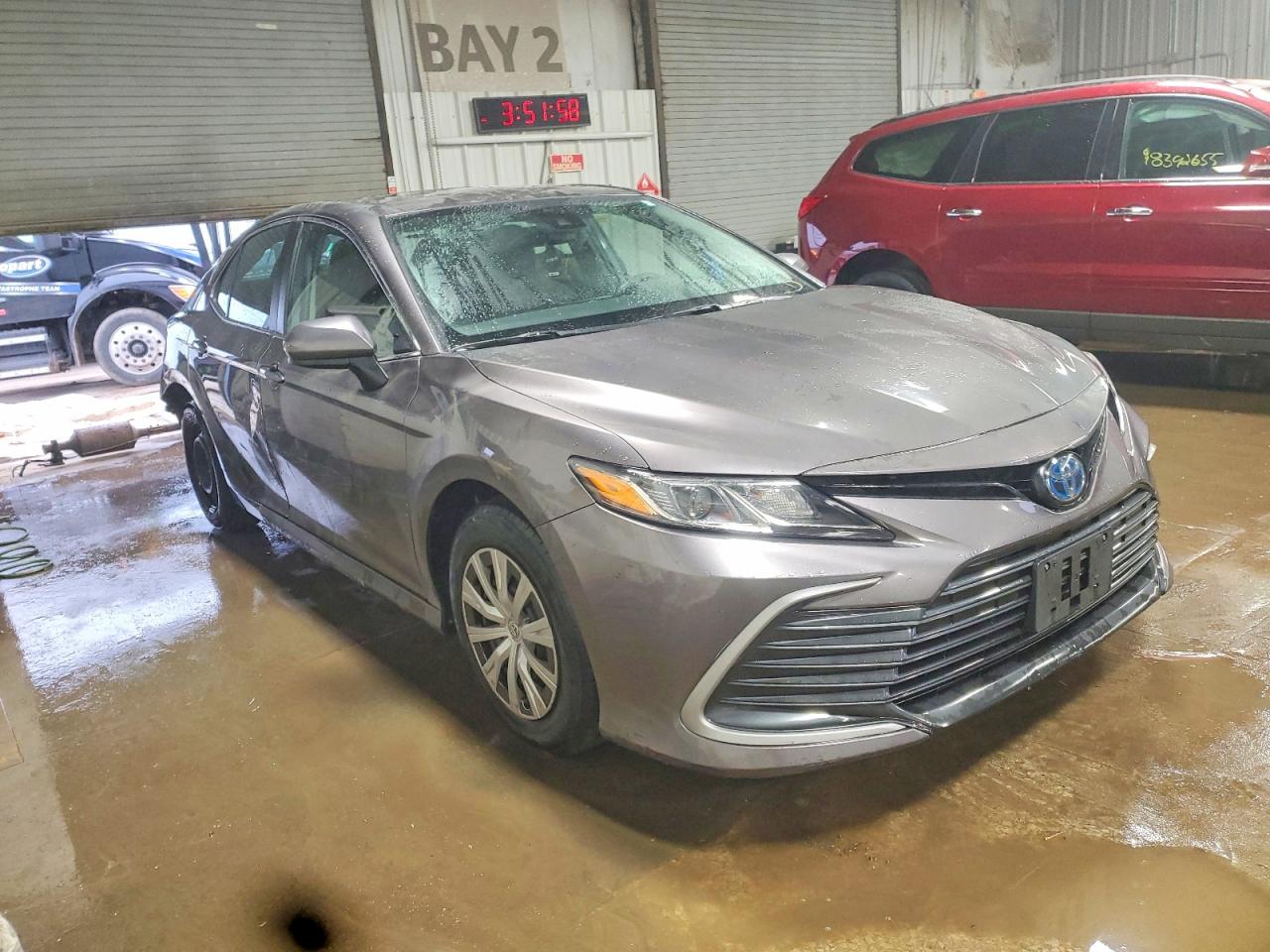 2023 TOYOTA CAMRY photo 4