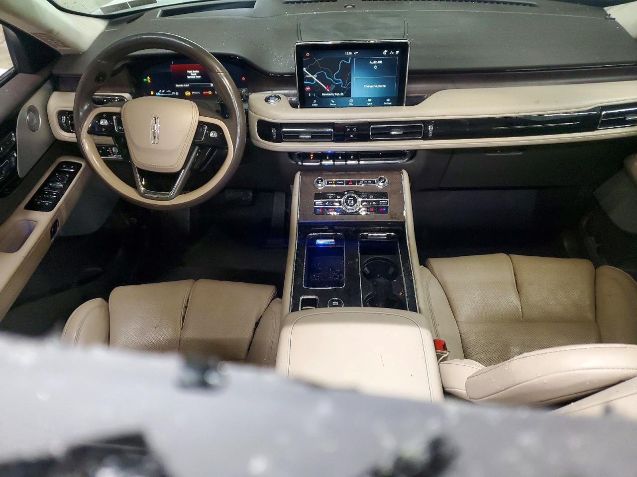 2021 LINCOLN AVIATOR RESERVE photo 8