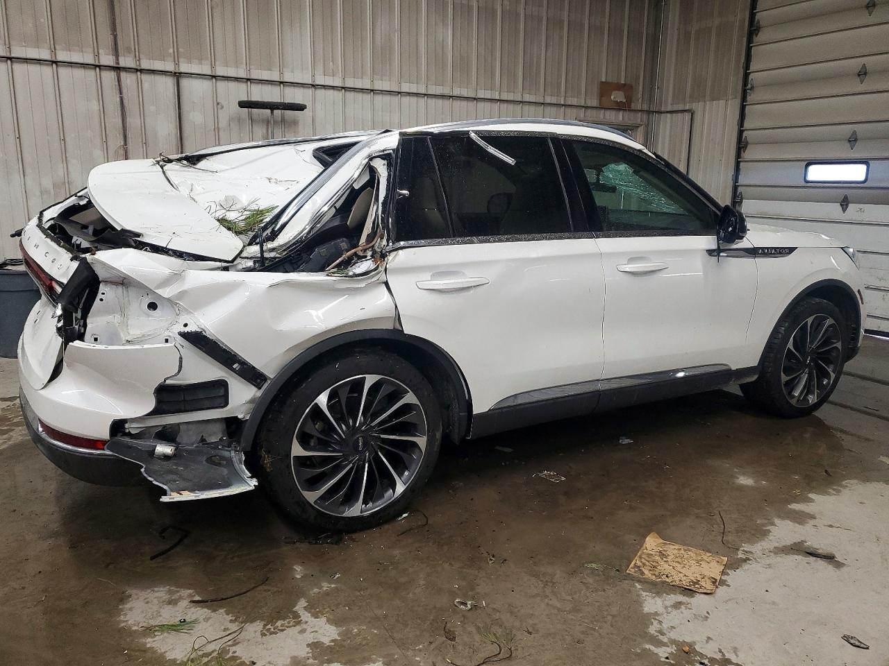 2021 LINCOLN AVIATOR RESERVE photo 3