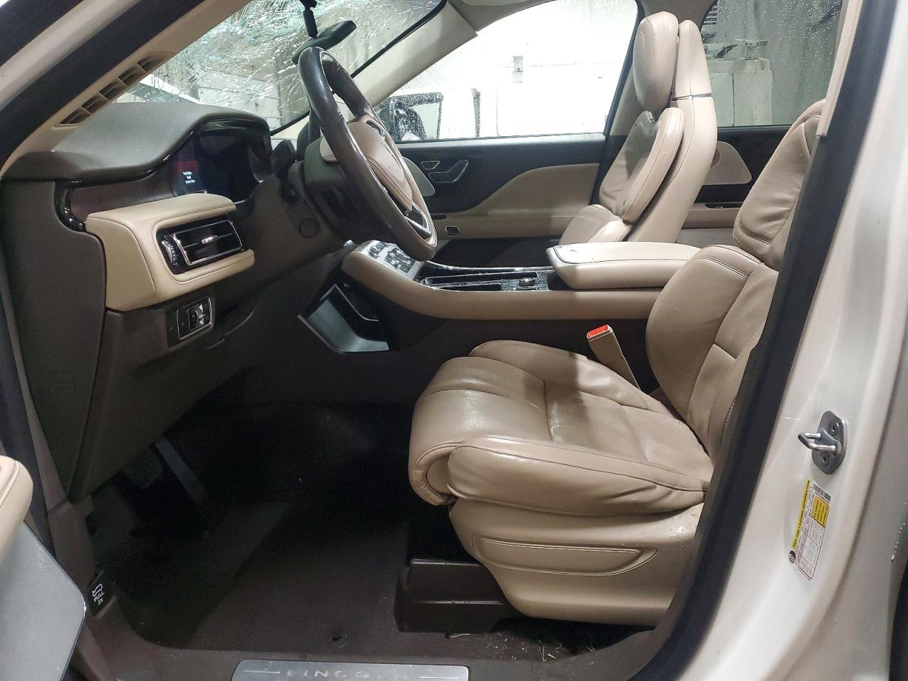 2021 LINCOLN AVIATOR RESERVE photo 7