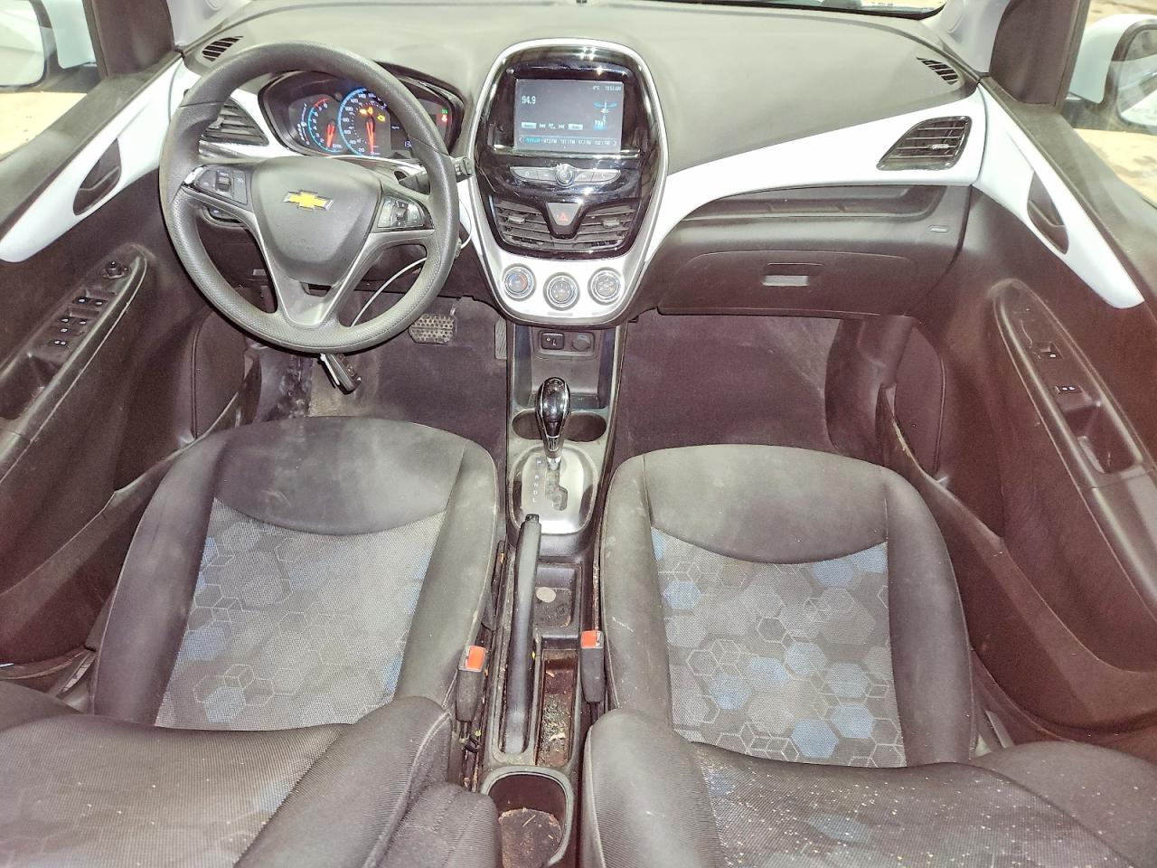 2018 CHEVROLET SPARK 1LT photo 8