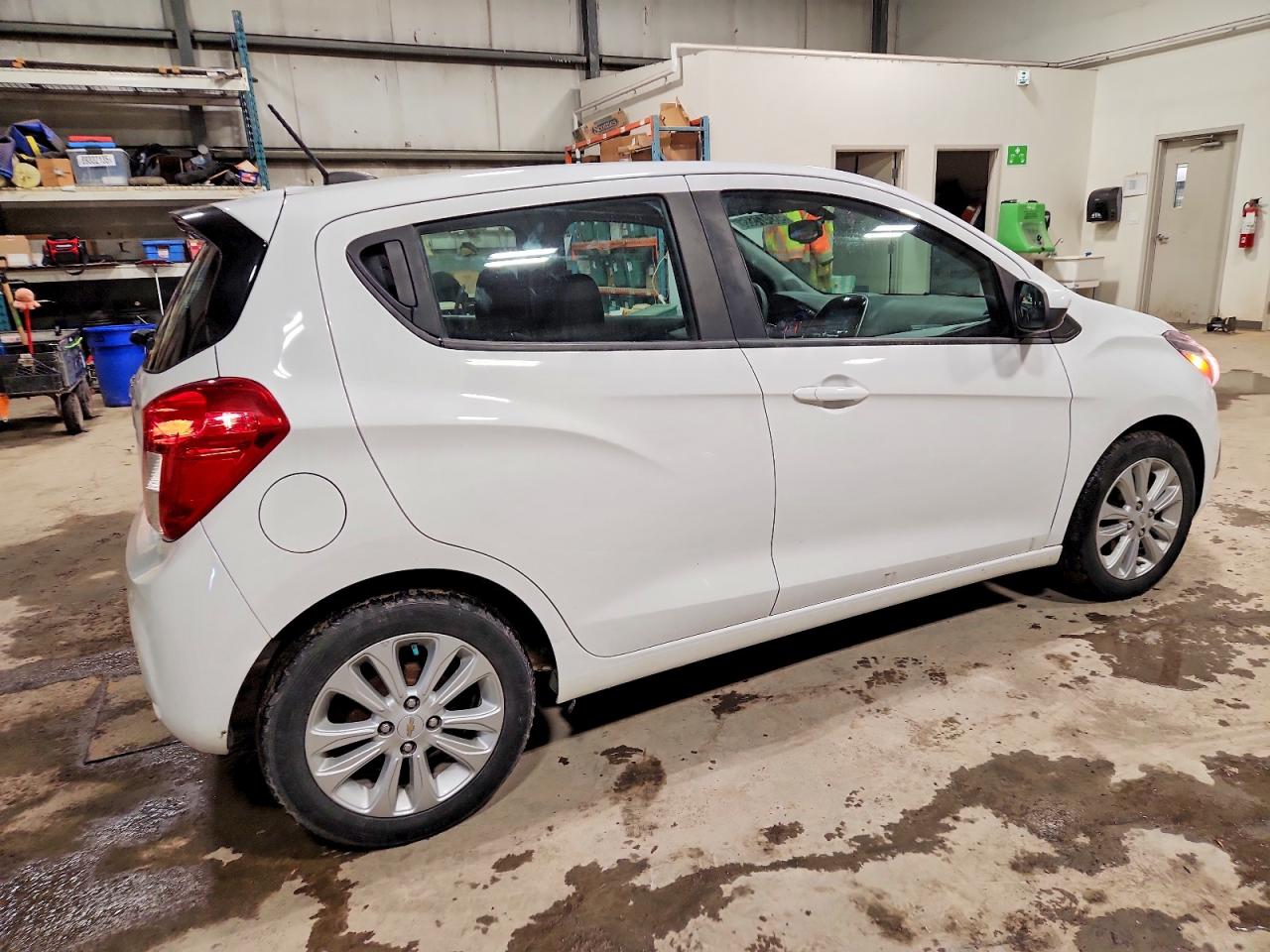 2018 CHEVROLET SPARK 1LT photo 3
