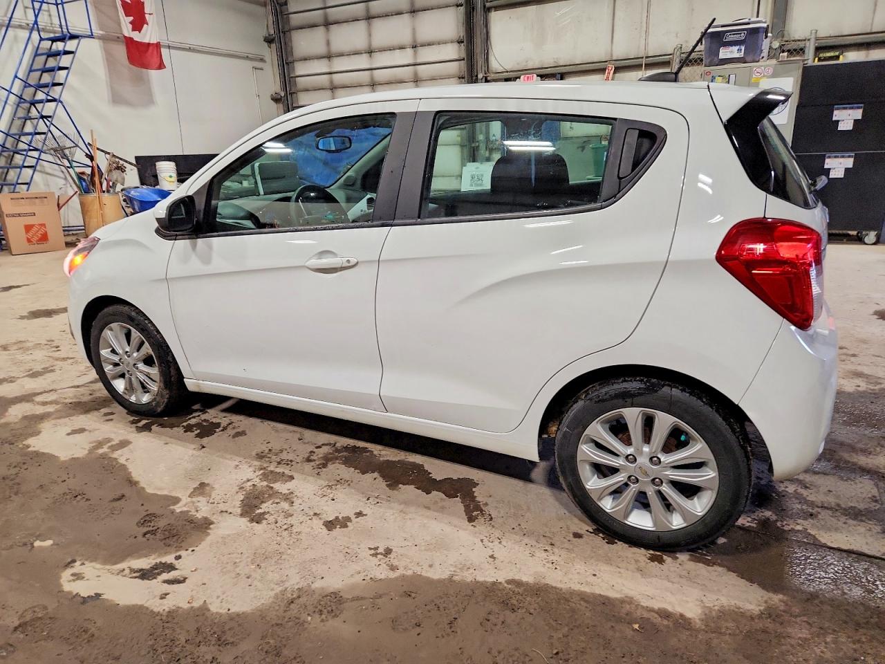 2018 CHEVROLET SPARK 1LT photo 2