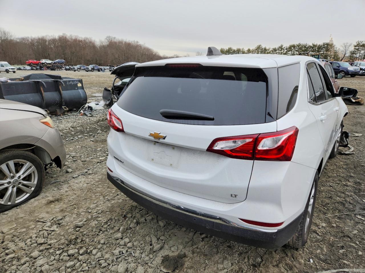 2021 CHEVROLET EQUINOX LT photo 6