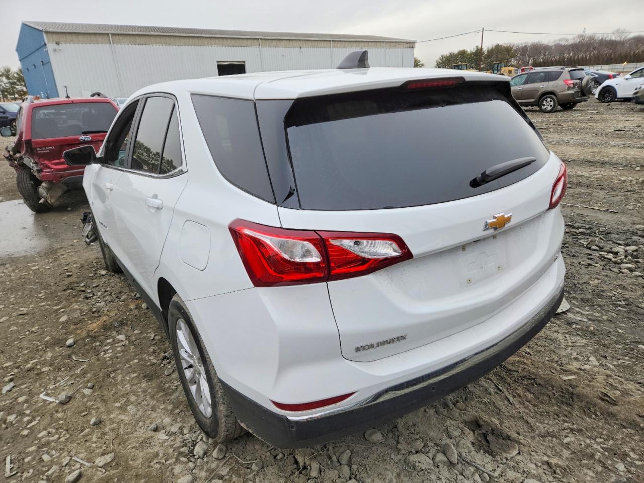 2021 CHEVROLET EQUINOX LT photo 2