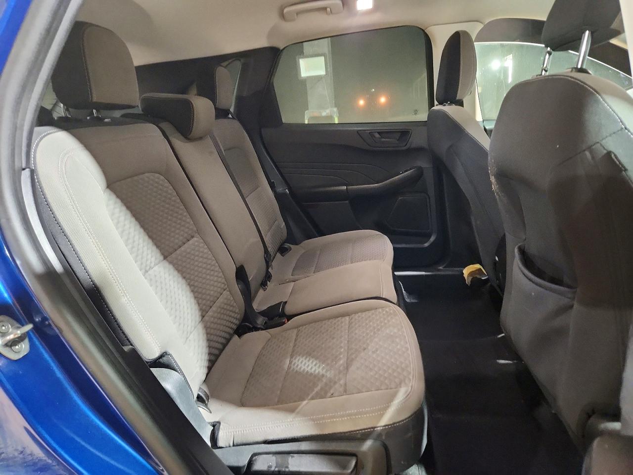 2022 FORD ESCAPE SE photo 11