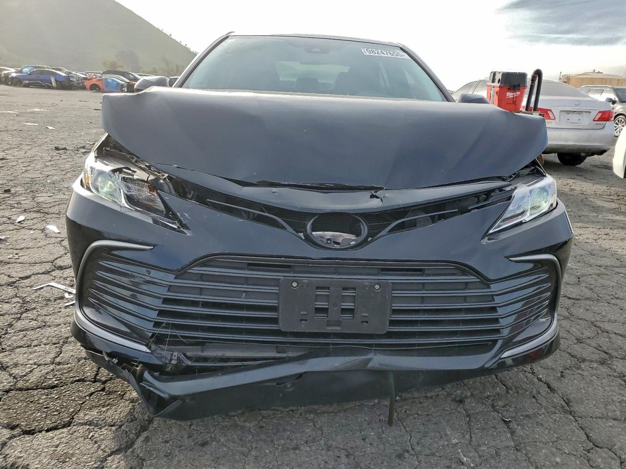 2024 TOYOTA CAMRY LE photo 5