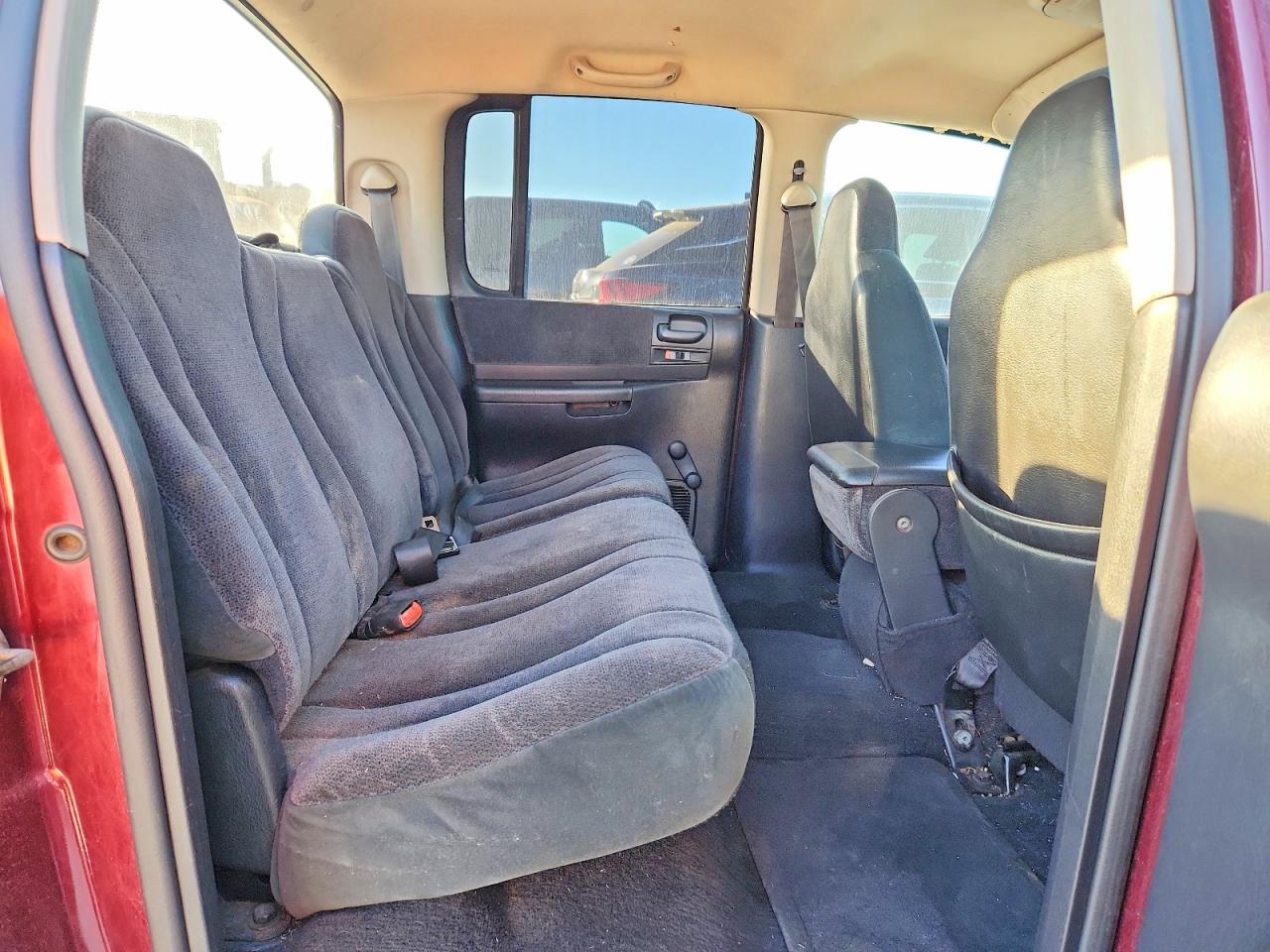 2001 DODGE DAKOTA QUAD photo 10