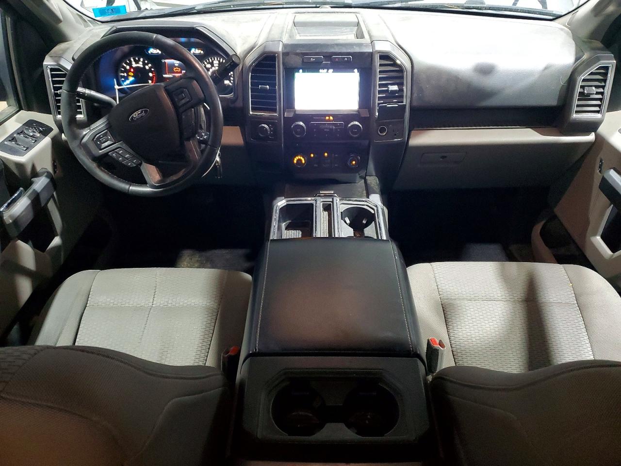 2017 FORD F150 SUPERCREW photo 8