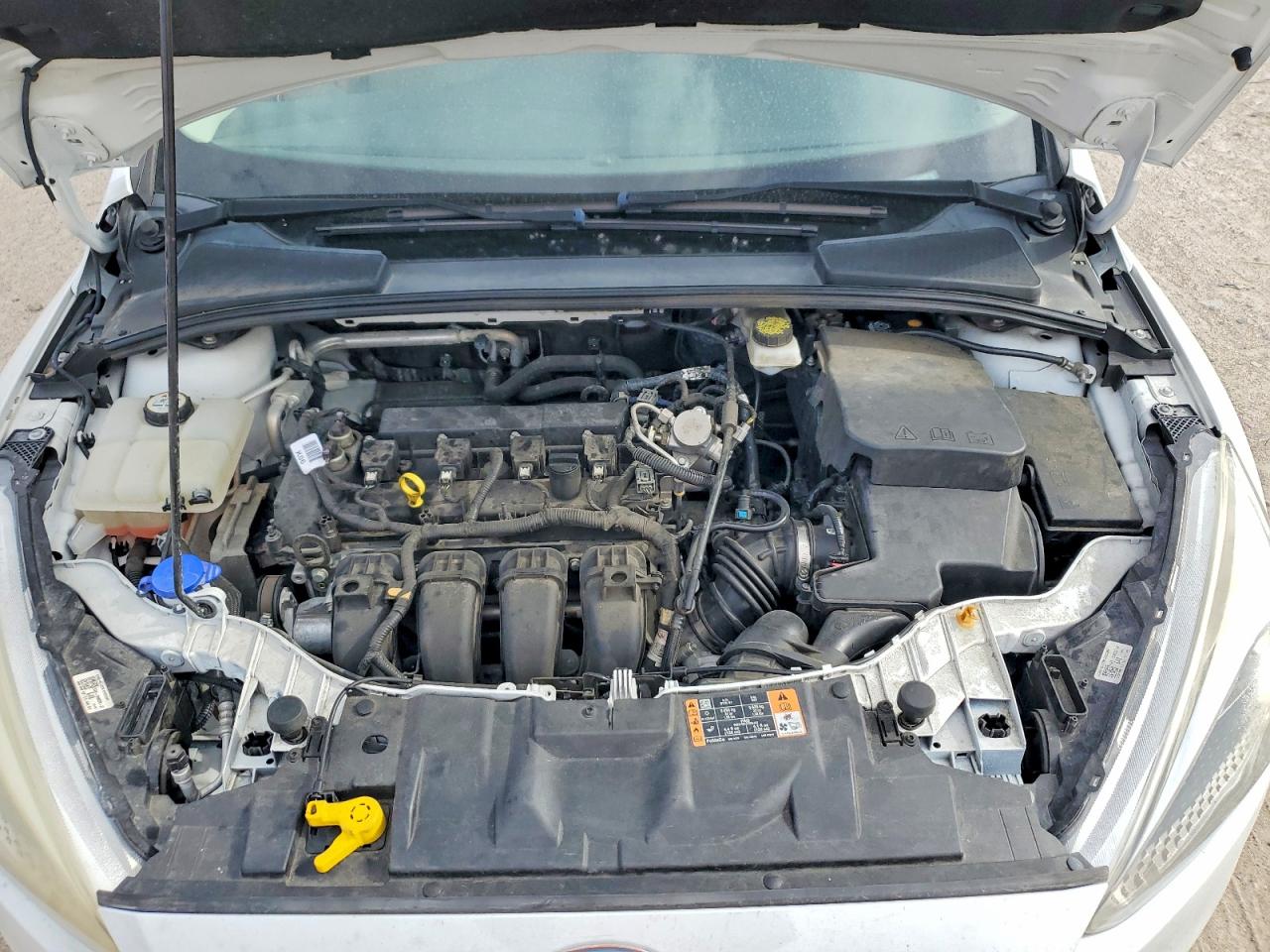 2017 FORD FOCUS SE photo 21