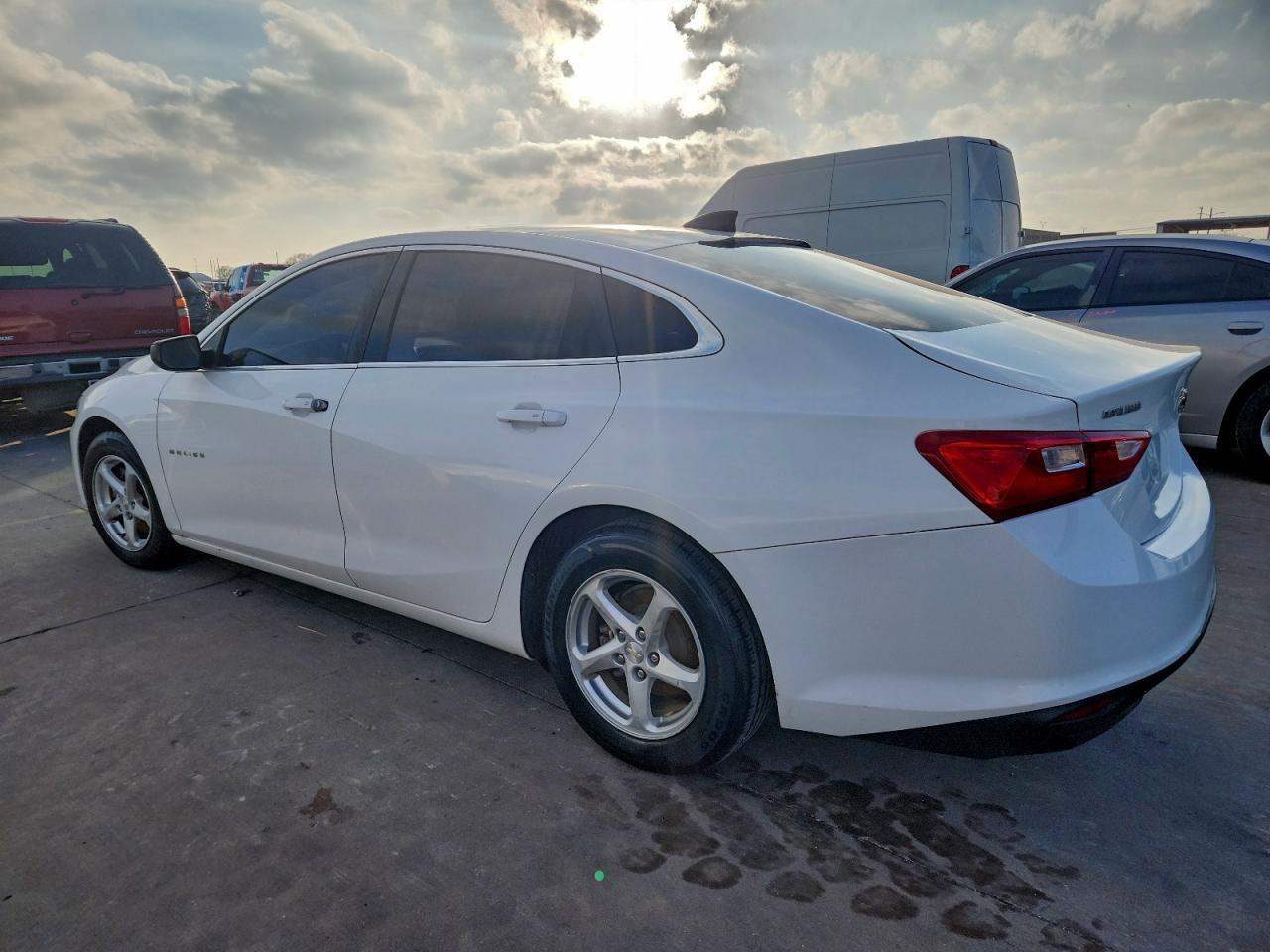 2016 CHEVROLET MALIBU LS photo 2