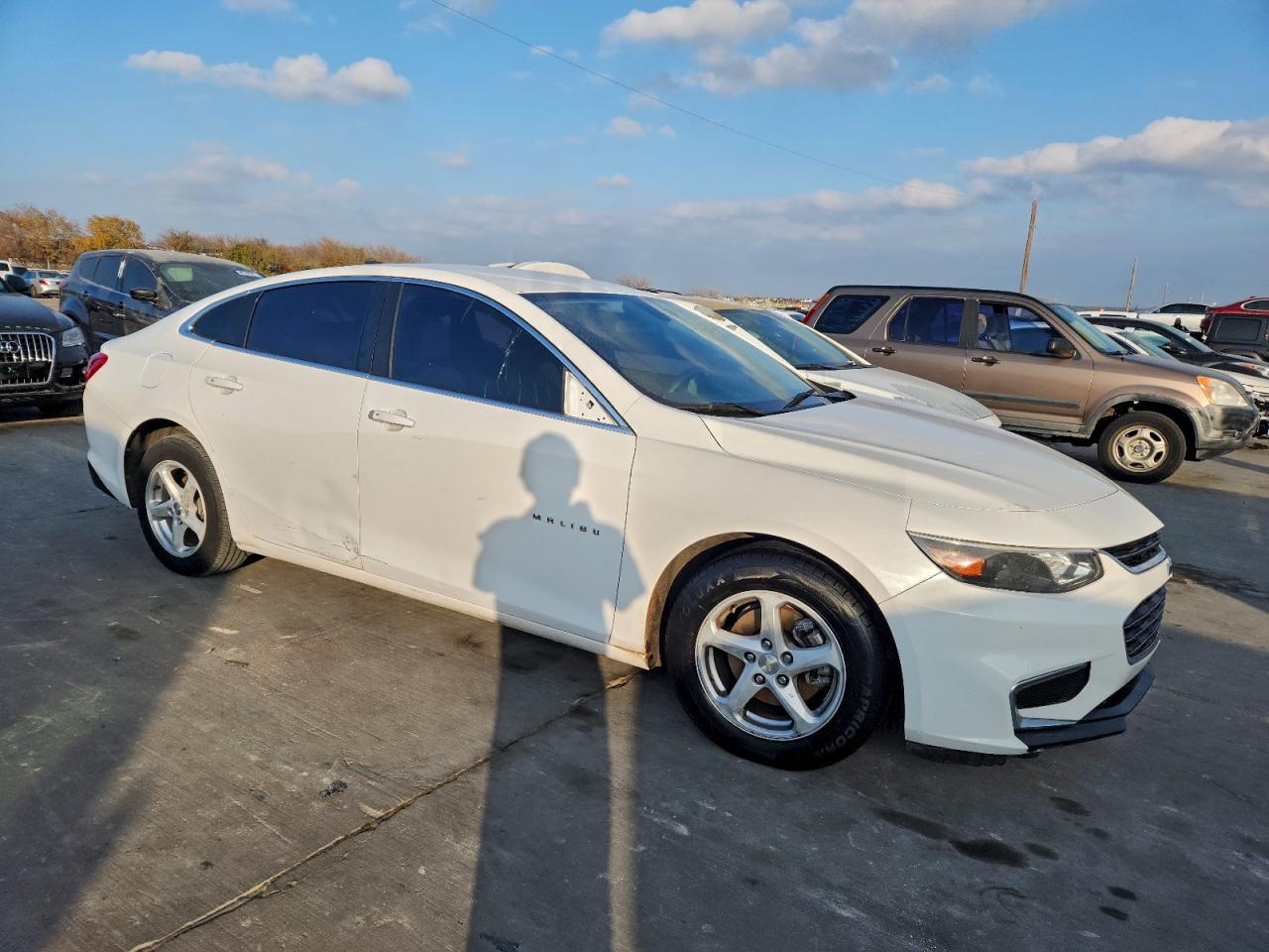 2016 CHEVROLET MALIBU LS photo 4
