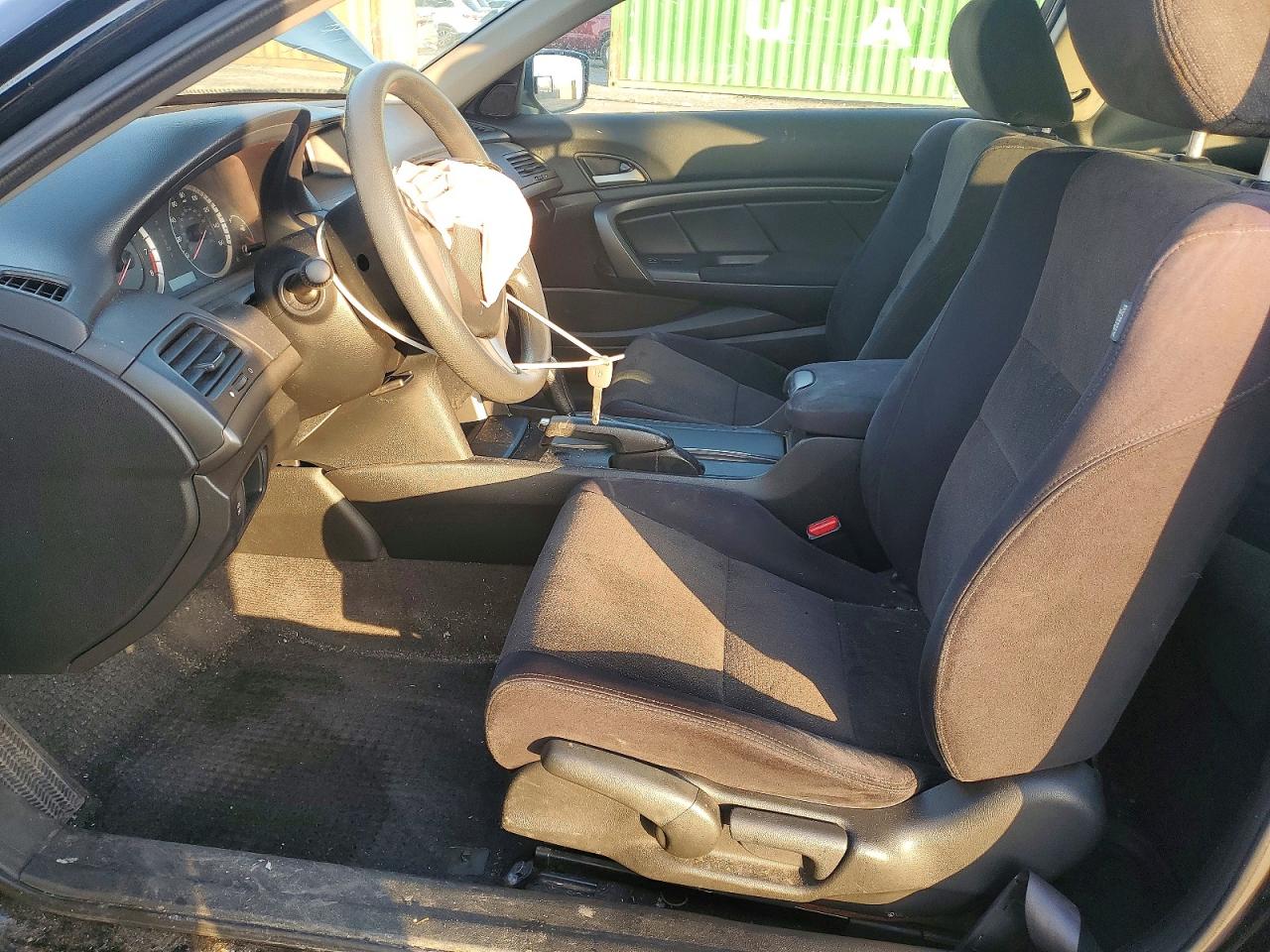 2009 HONDA ACCORD LX photo 7