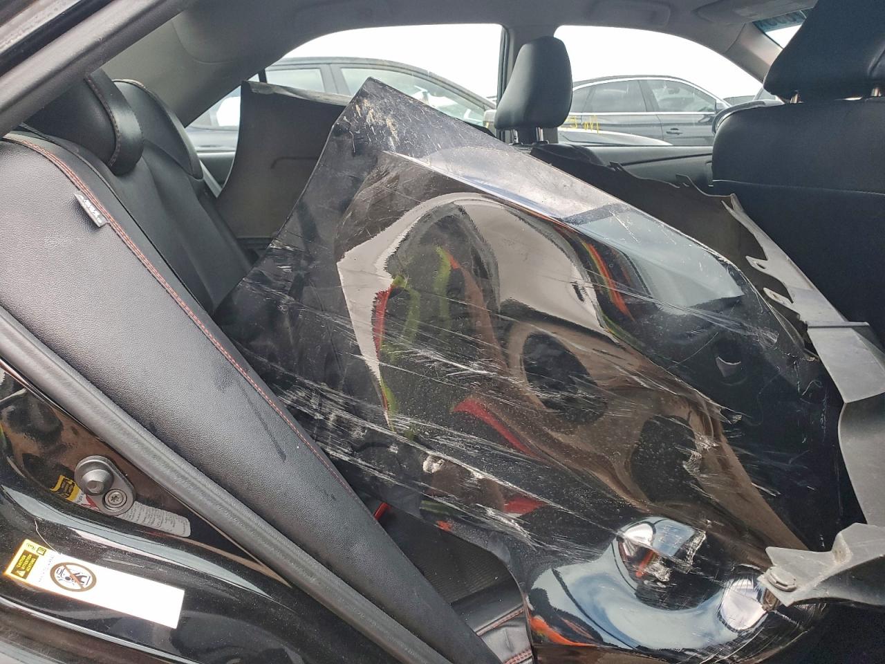2016 TOYOTA CAMRY LE photo 10