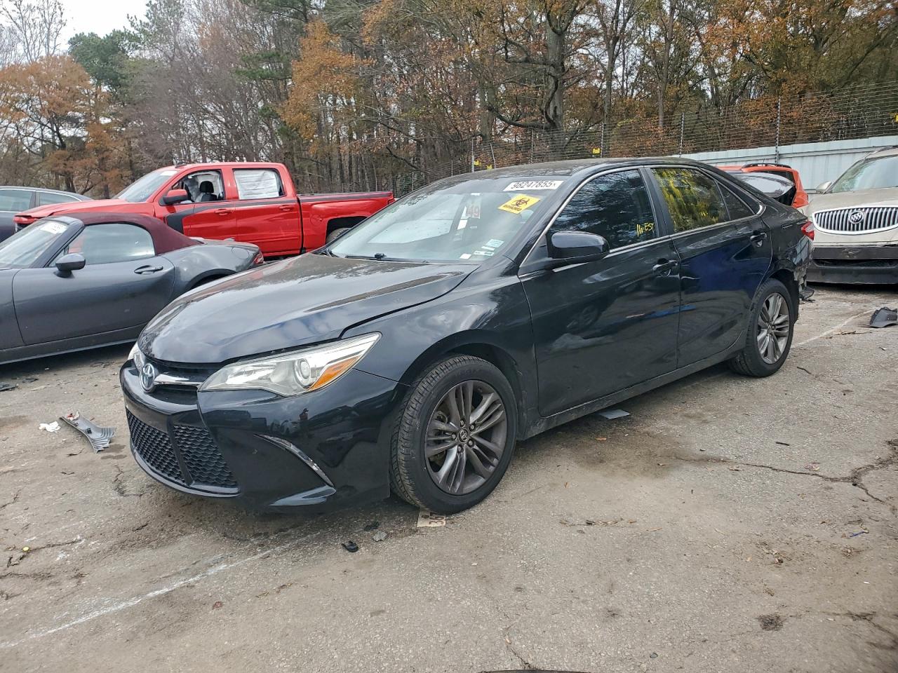 2016 TOYOTA CAMRY