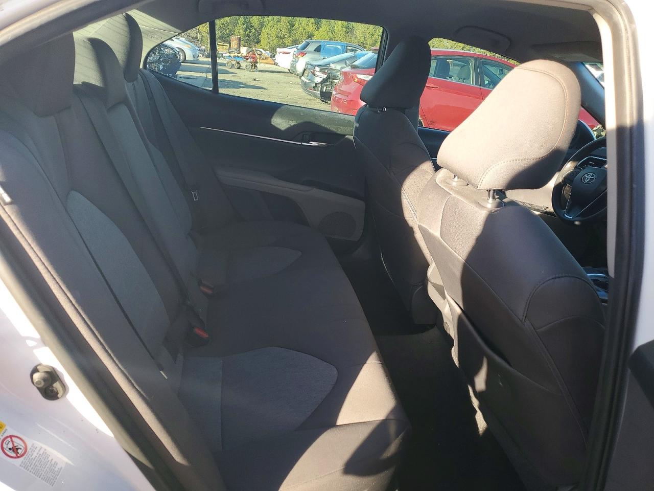 2018 TOYOTA CAMRY L photo 10