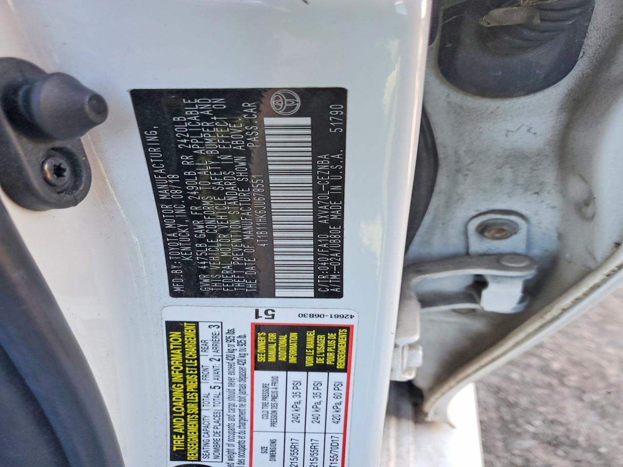 2018 TOYOTA CAMRY L photo 12