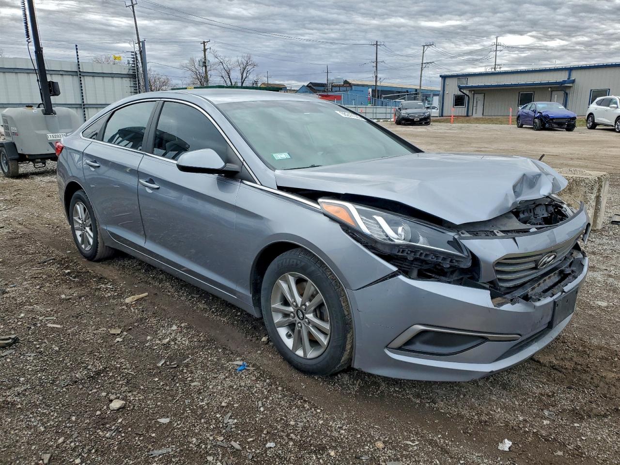2017 HYUNDAI SONATA SE photo 4