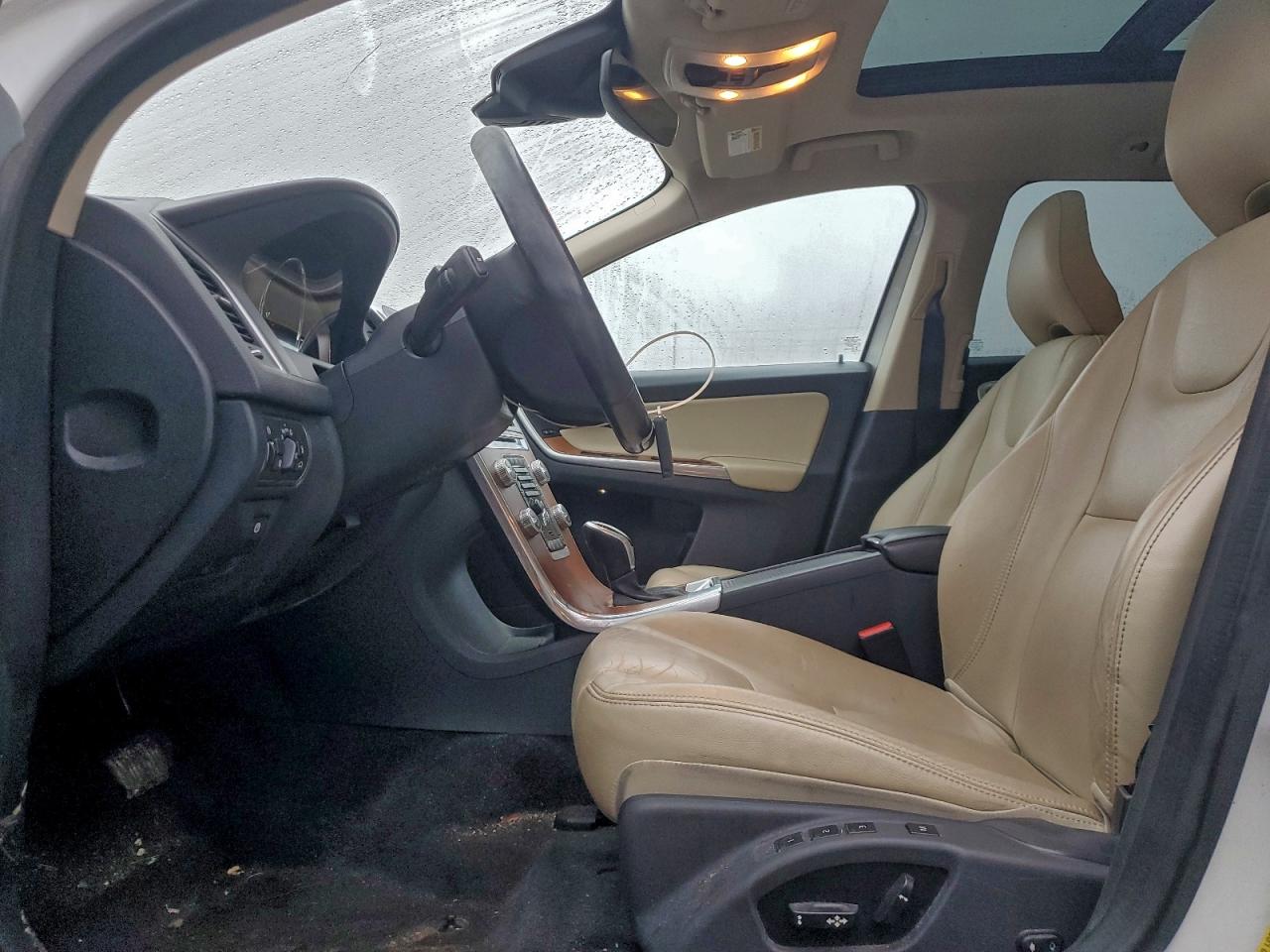 2017 VOLVO XC60 T5 INSCRIPTION photo 7