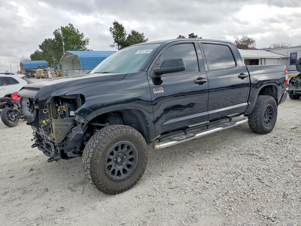 2018 TOYOTA TUNDRA