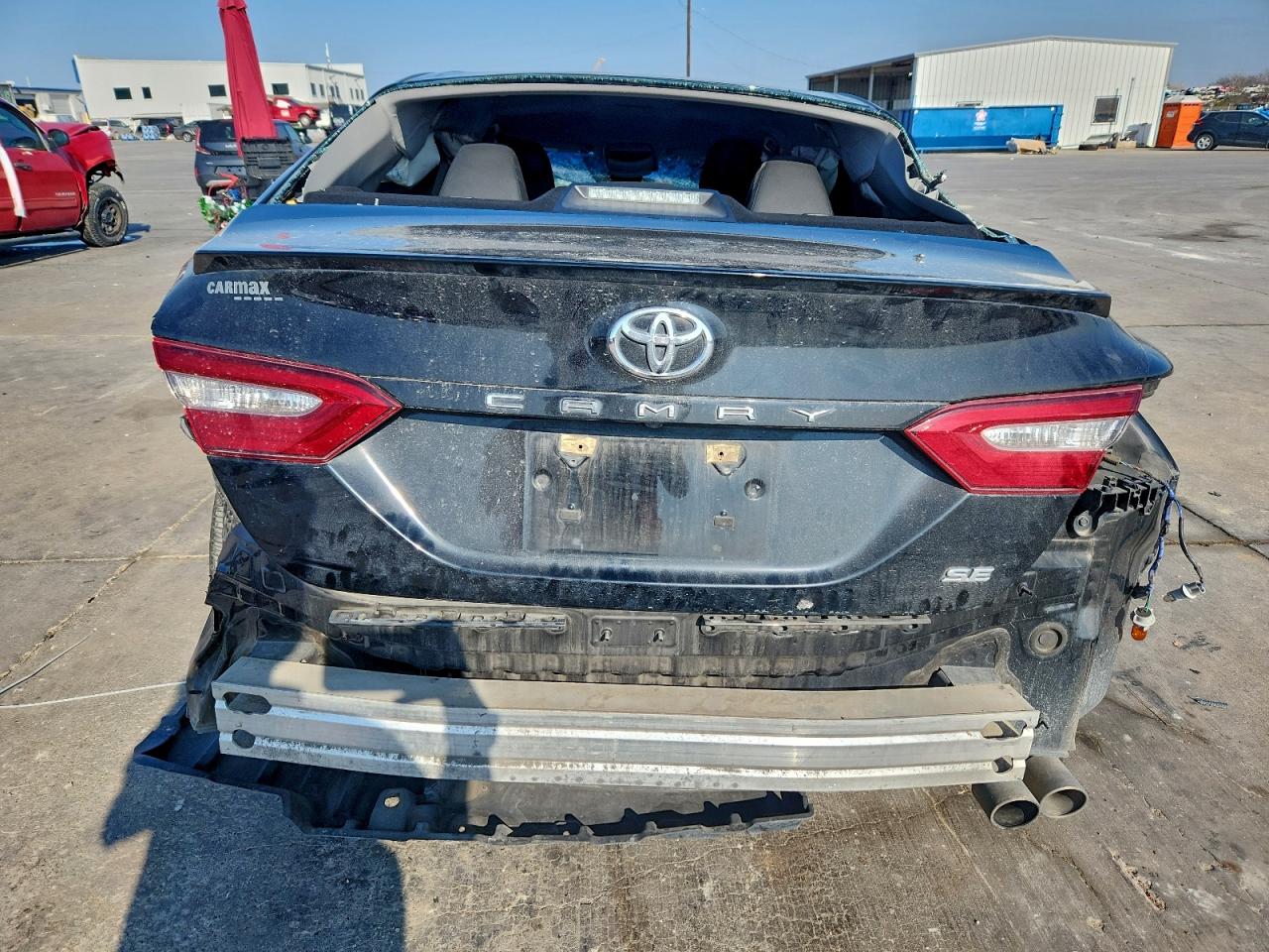 2018 TOYOTA CAMRY photo 6