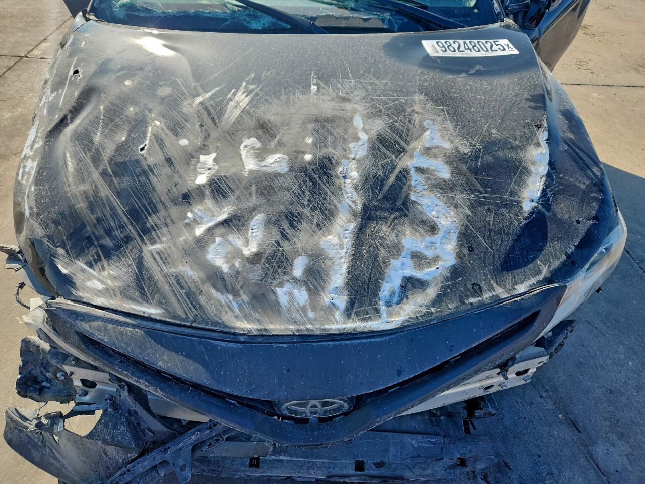 2018 TOYOTA CAMRY photo 11