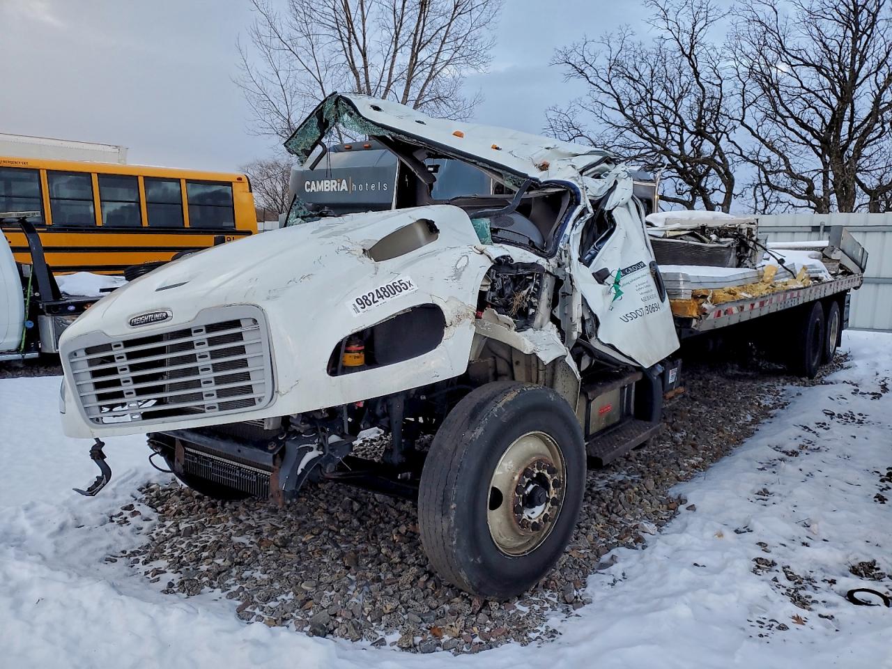 2017 FREIGHTLINER M2