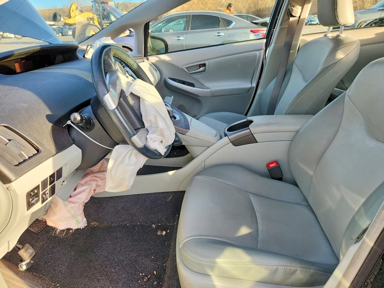2012 TOYOTA PRIUS photo 7