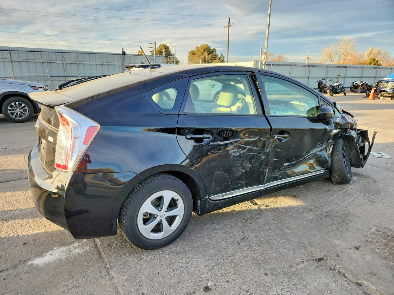 2012 TOYOTA PRIUS photo 3