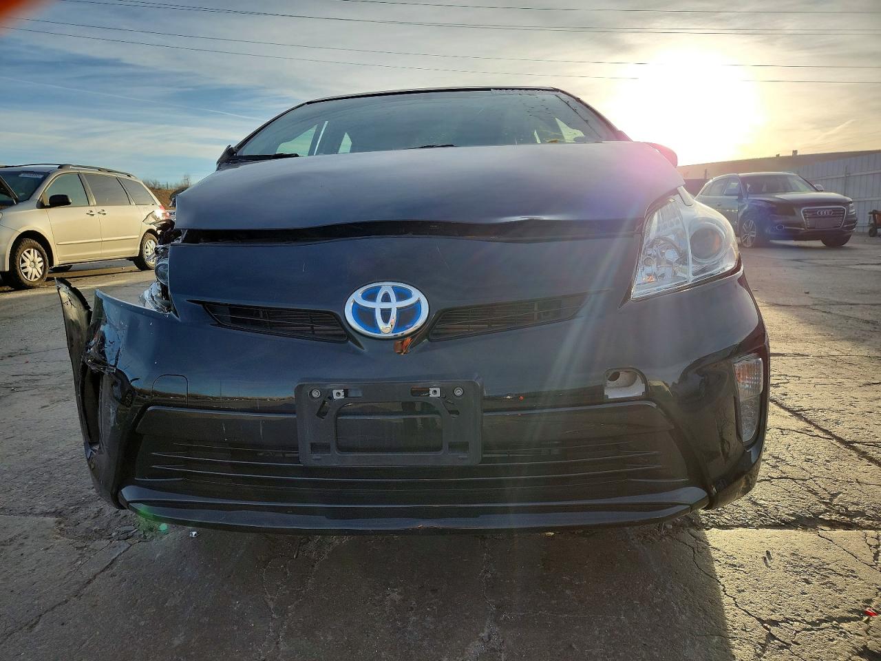 2012 TOYOTA PRIUS photo 5