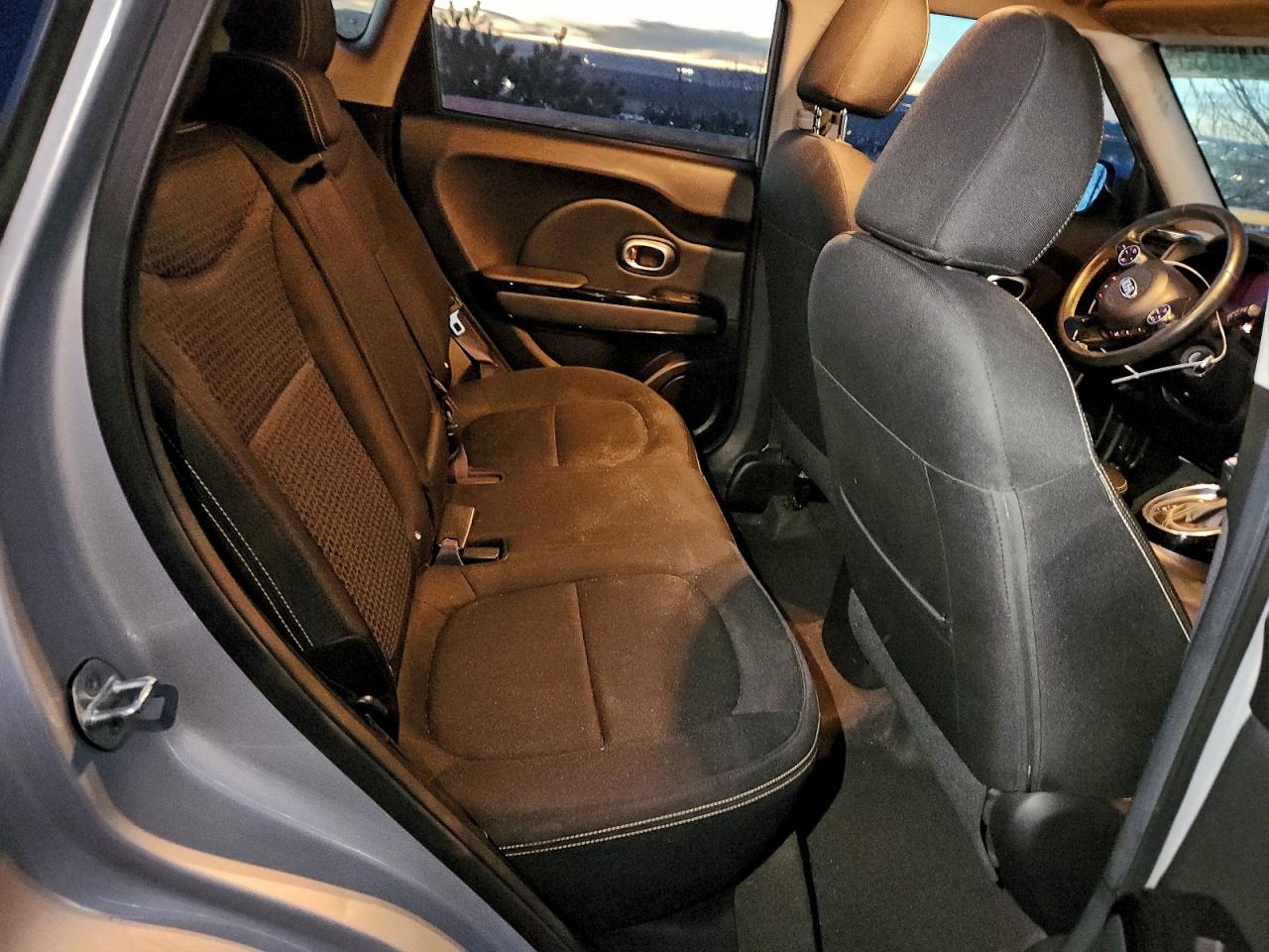 2016 KIA SOUL + photo 10