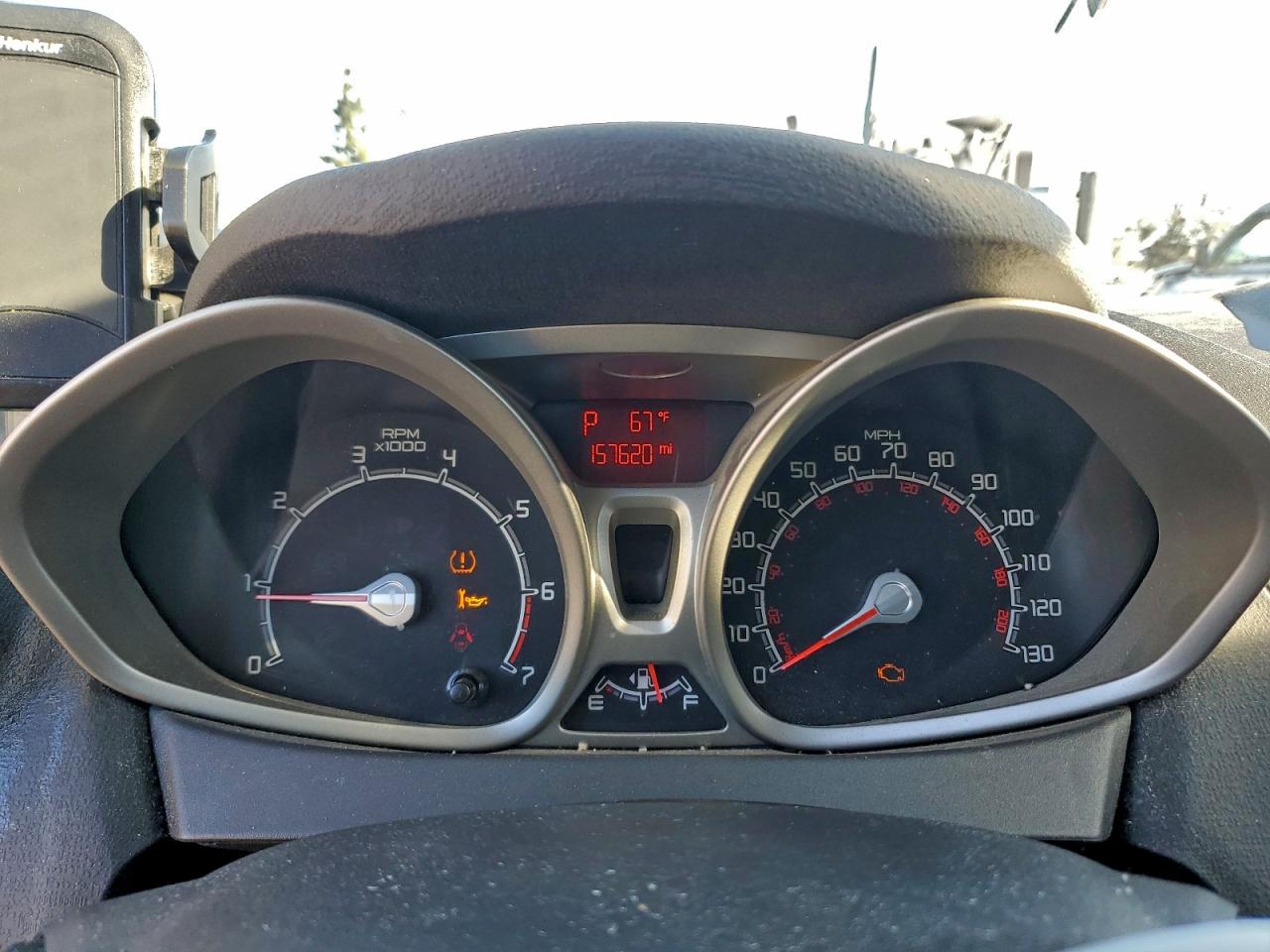 2011 FORD FIESTA SE photo 9