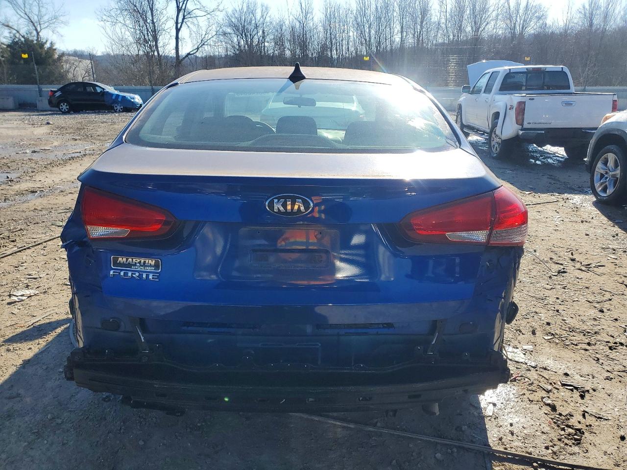 2018 KIA FORTE LX photo 6