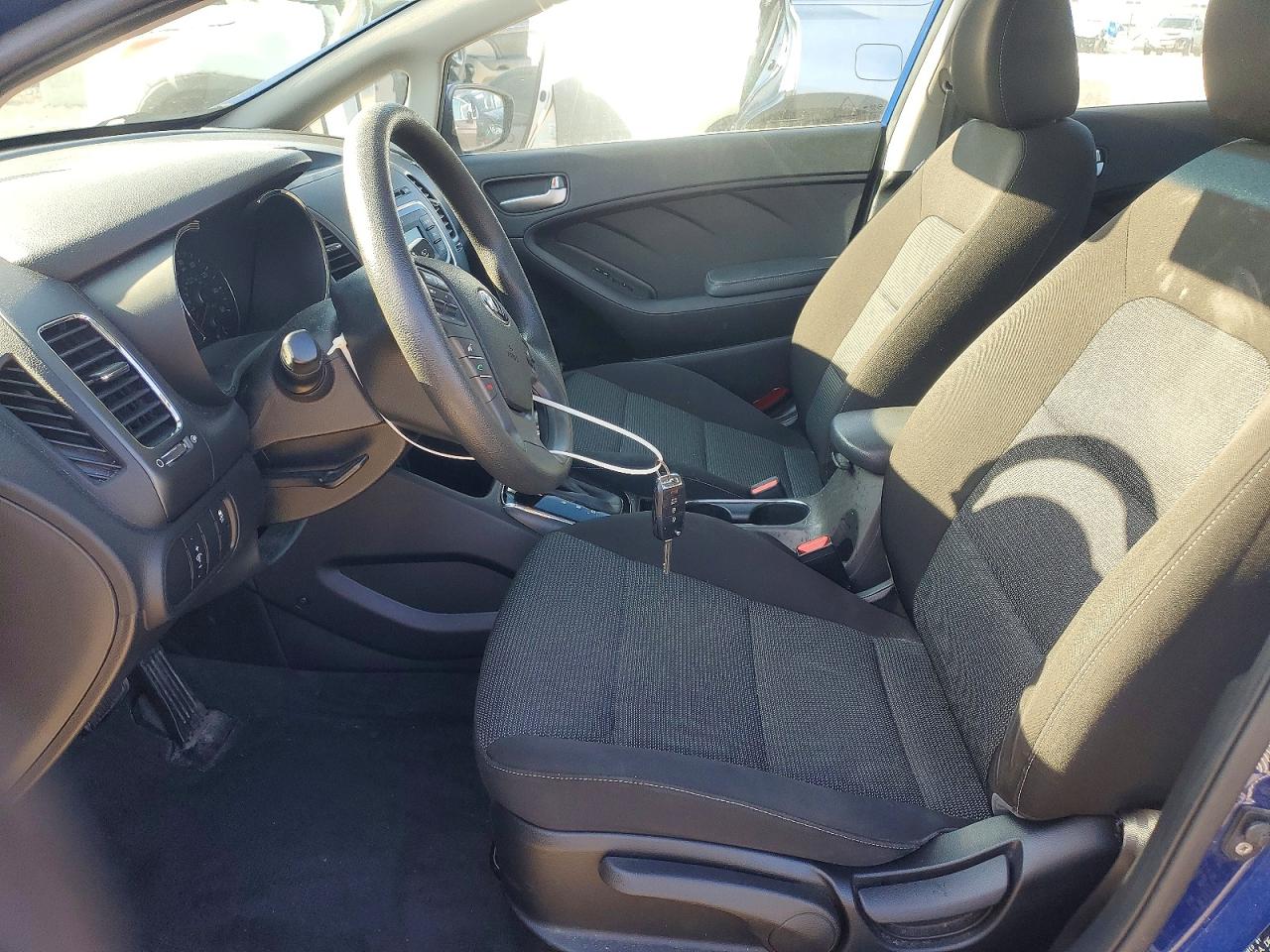 2018 KIA FORTE LX photo 7