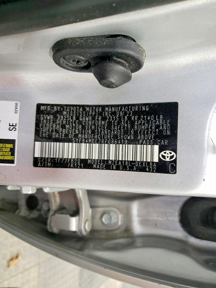 2024 TOYOTA COROLLA LE photo 12