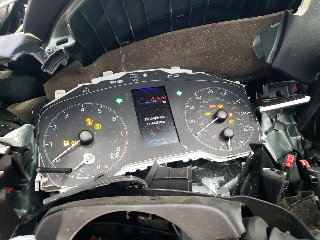 2024 TOYOTA COROLLA LE photo 9