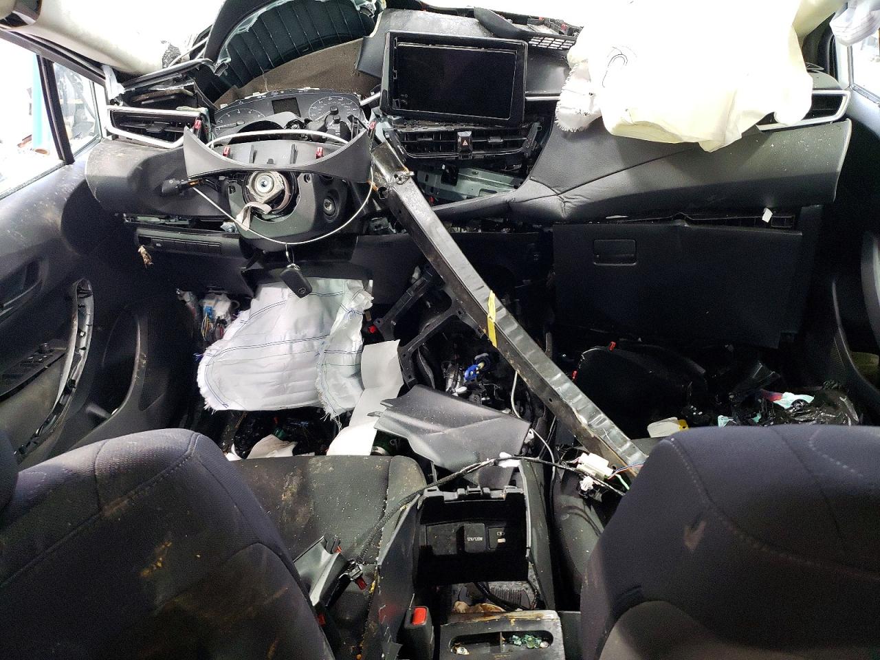 2024 TOYOTA COROLLA LE photo 8