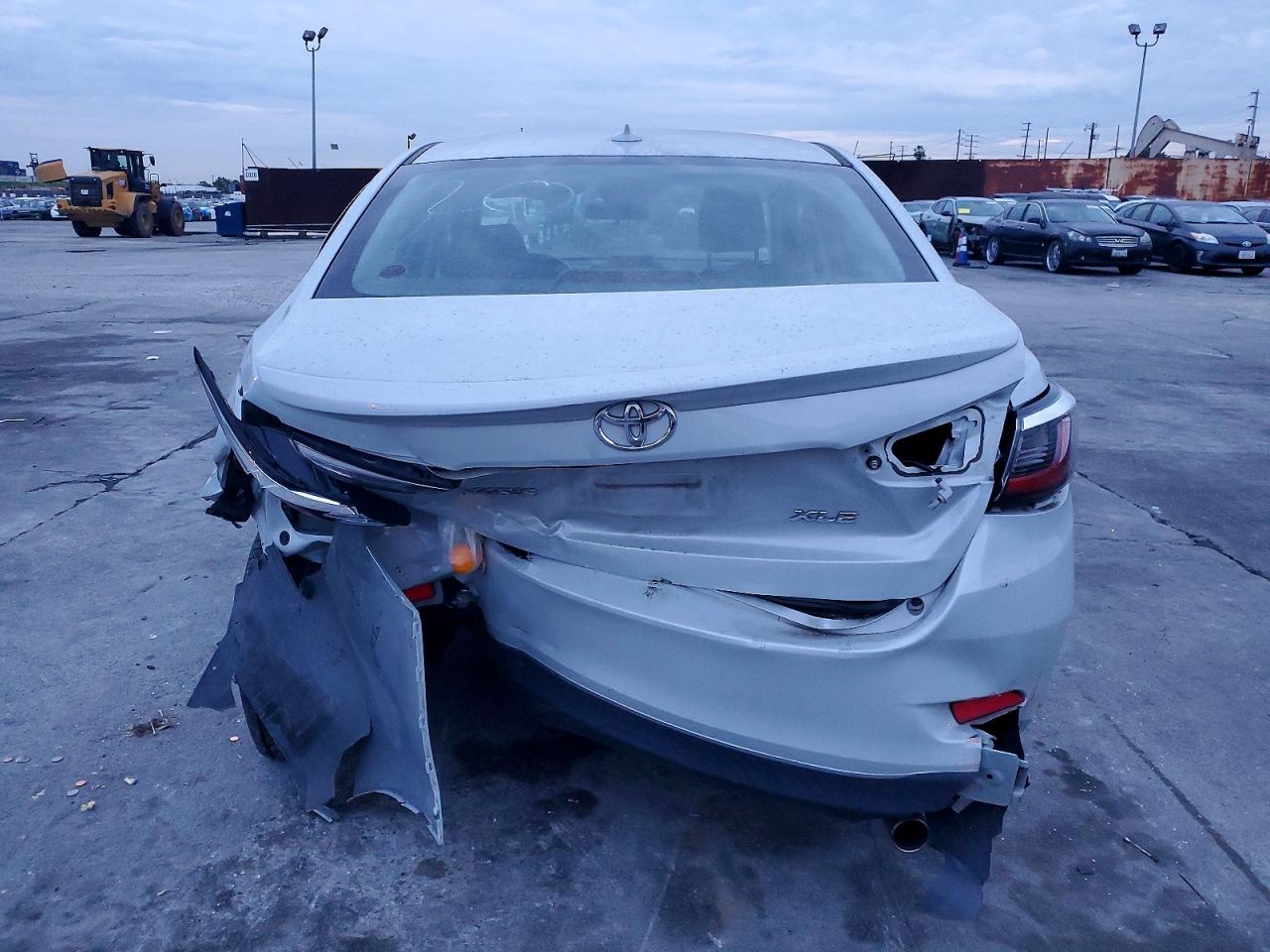 2019 TOYOTA YARIS L photo 6