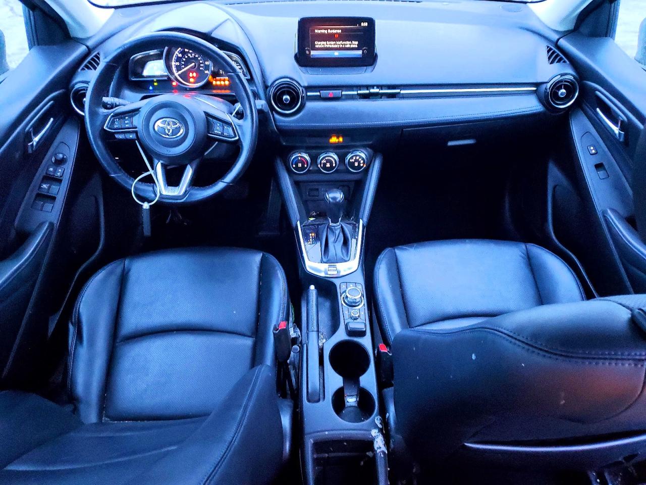 2019 TOYOTA YARIS L photo 8