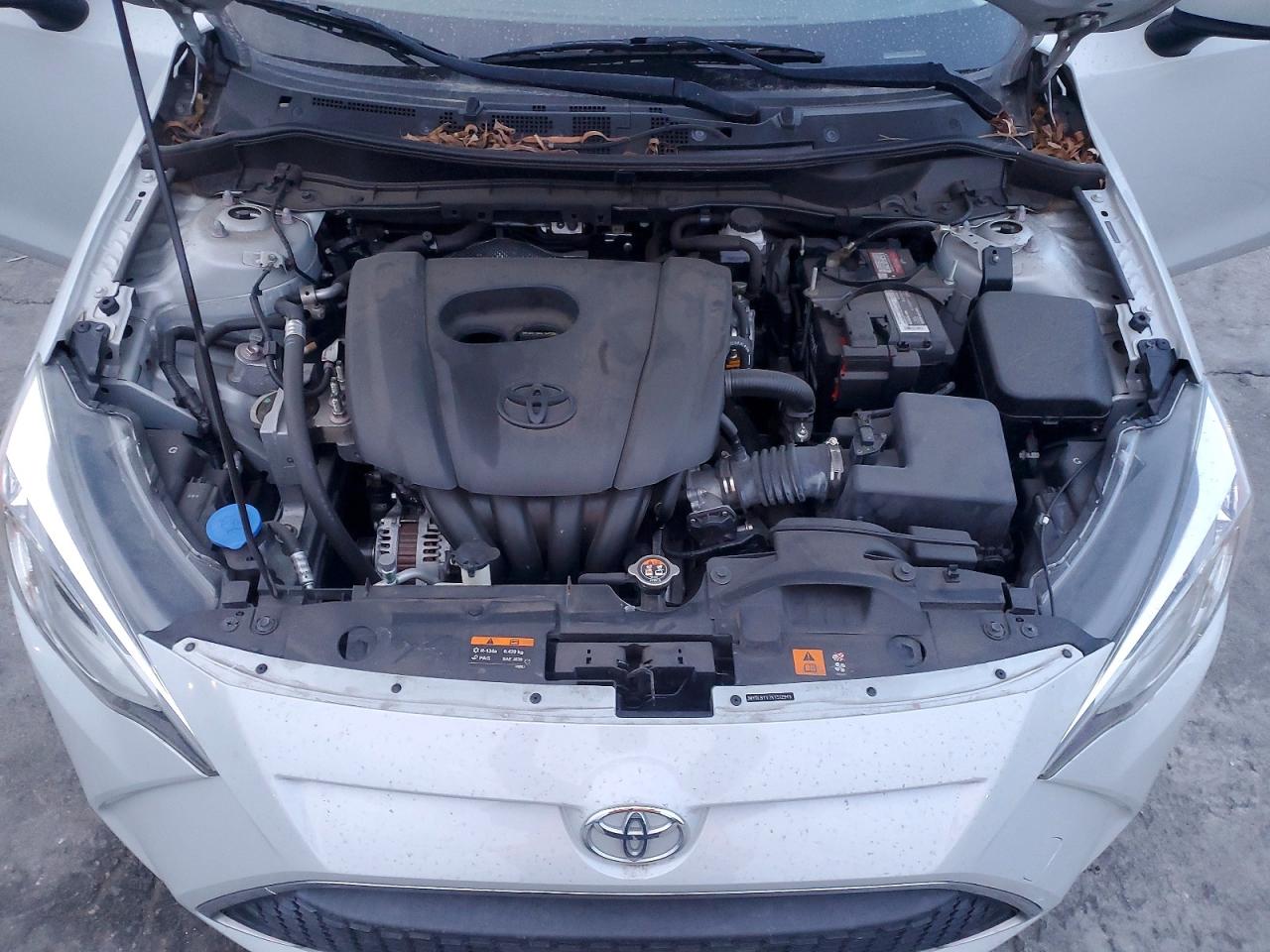 2019 TOYOTA YARIS L photo 11