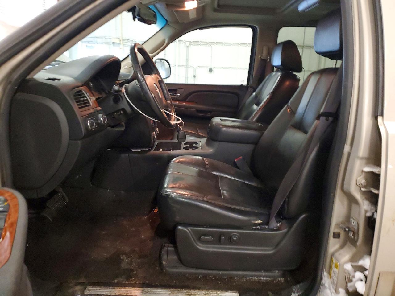 2007 GMC YUKON XL K1500 photo 7