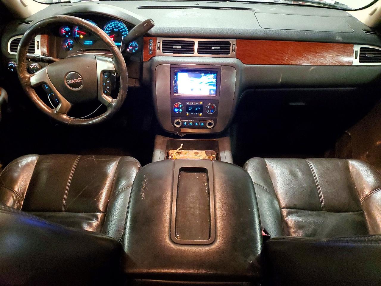 2007 GMC YUKON XL K1500 photo 8